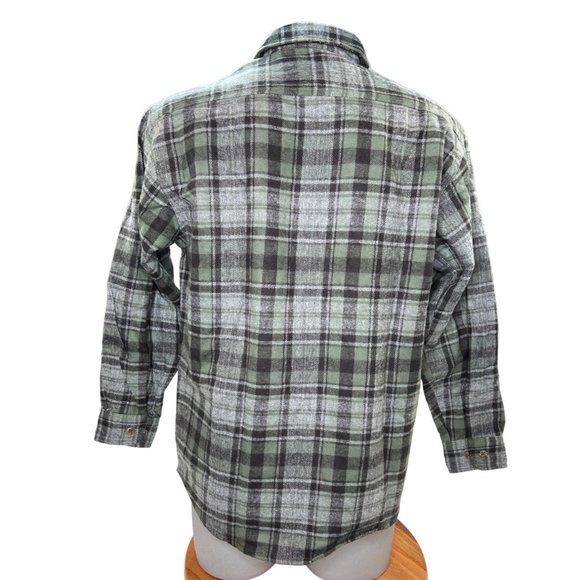 St. John’s Bay Buffalo Plaid Flannel Long Sleeve Button Down Size M - Picture 5 of 8